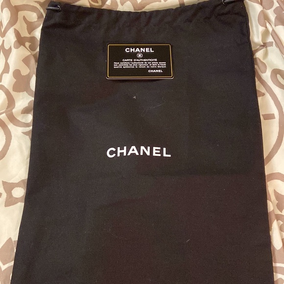 Authentic Chanel clutch - Picture 5 of 11